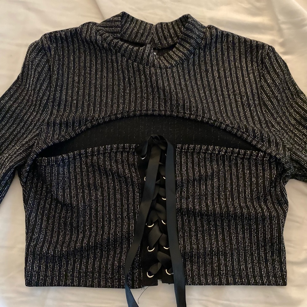 cropped long sleeve
